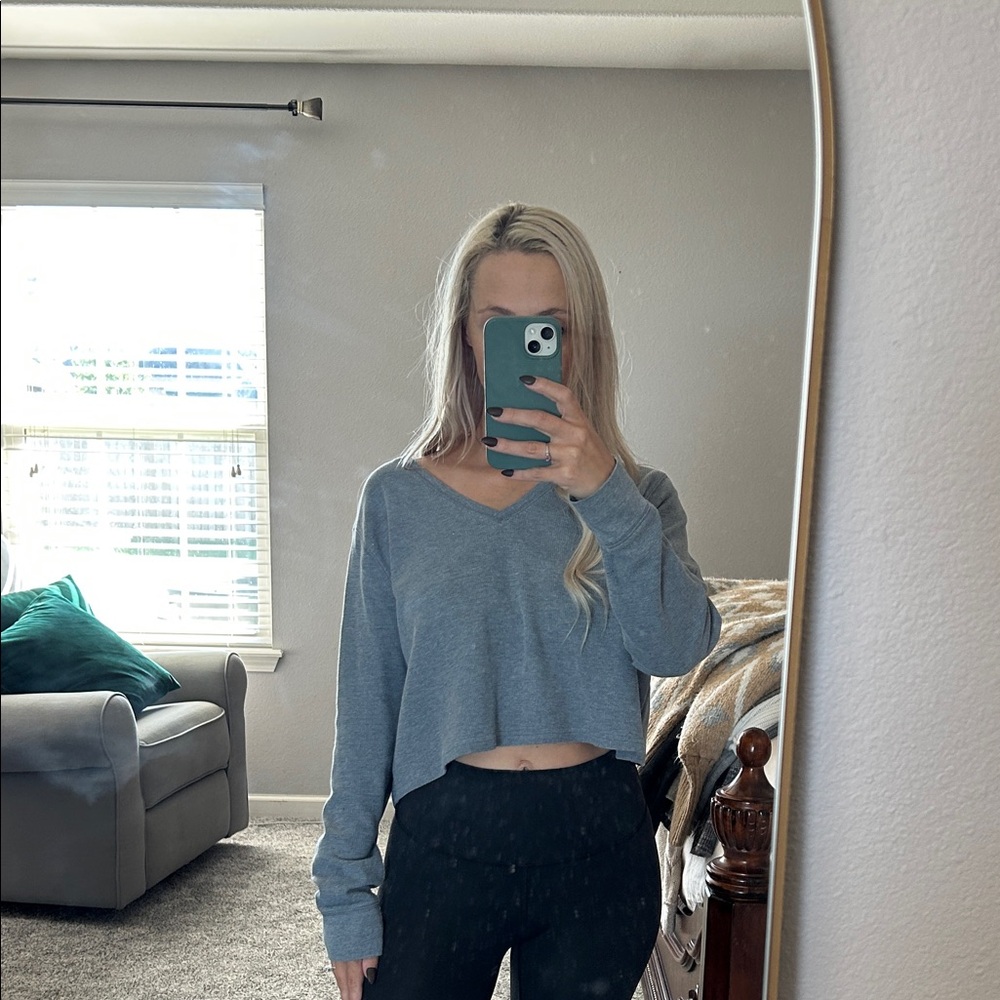Gray V-Neck Cropped Sweater